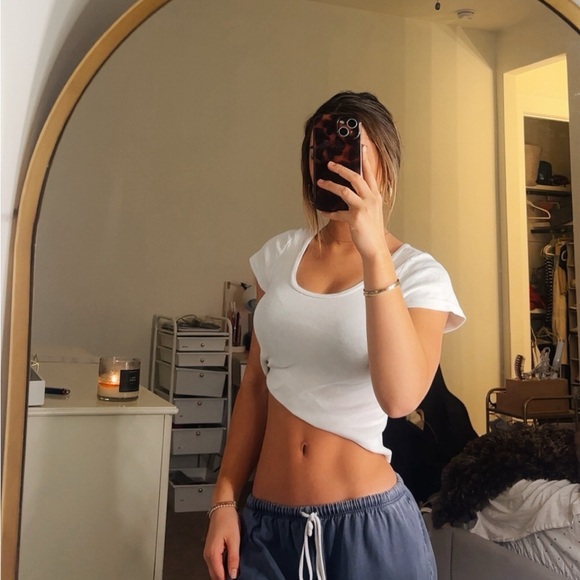 Brandy Melville Tops - Brandy Melville White Crop Top